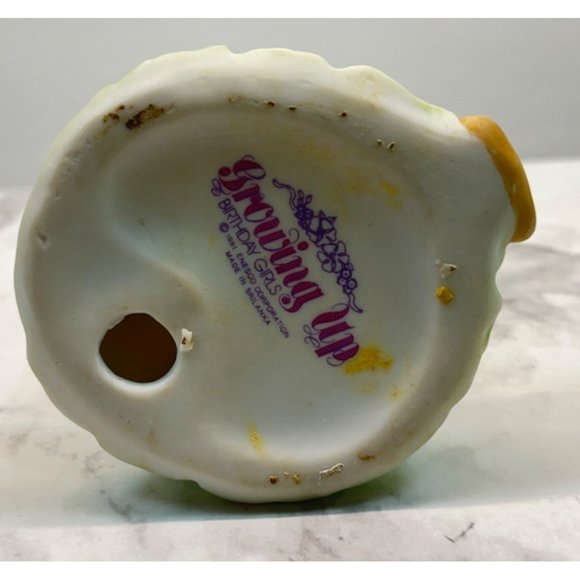 Growing Up Birthday Girls Age 7 Porcelain Blonde Figurine 1981 Enesco Kitten - Picture 4 of 7